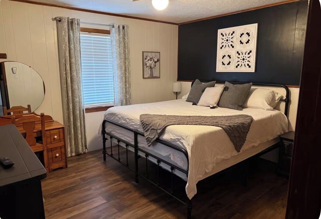 Photo of Bedroom in Jasper