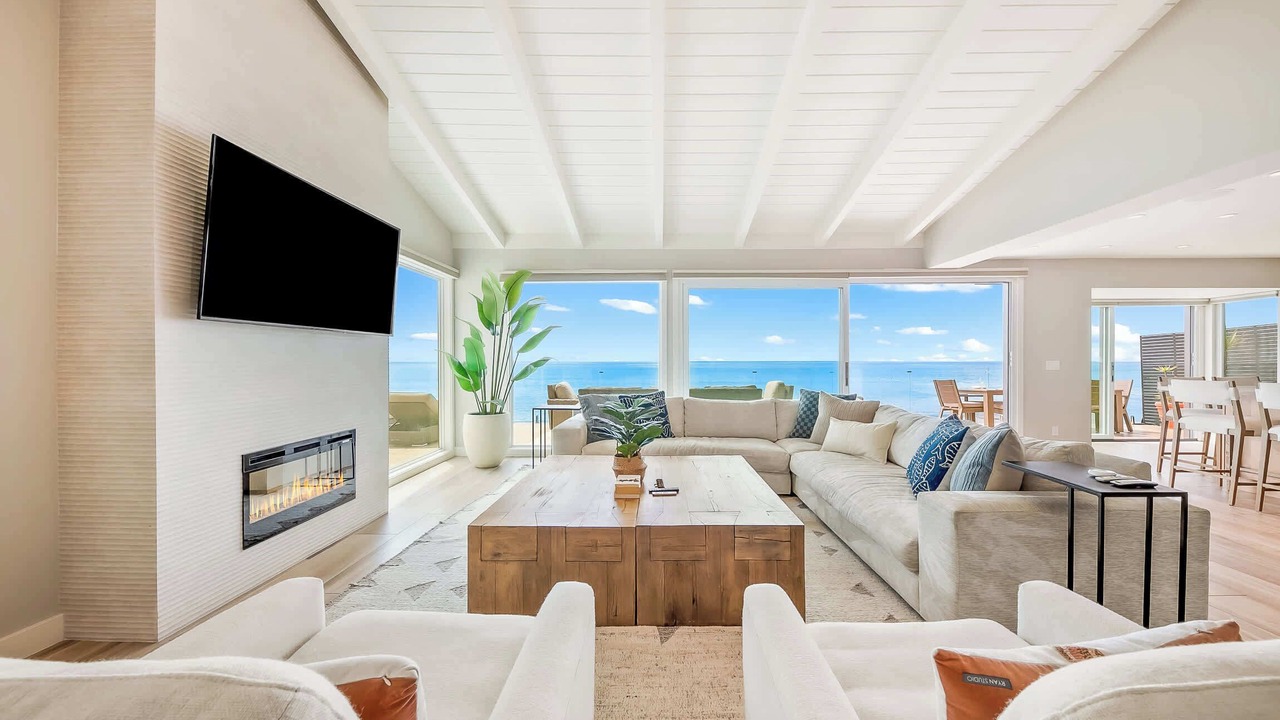 Photo of Livingroom in La Jolla