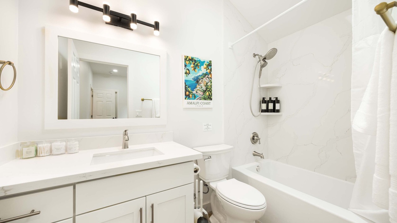 Photo of Bathroom in Meridian Park