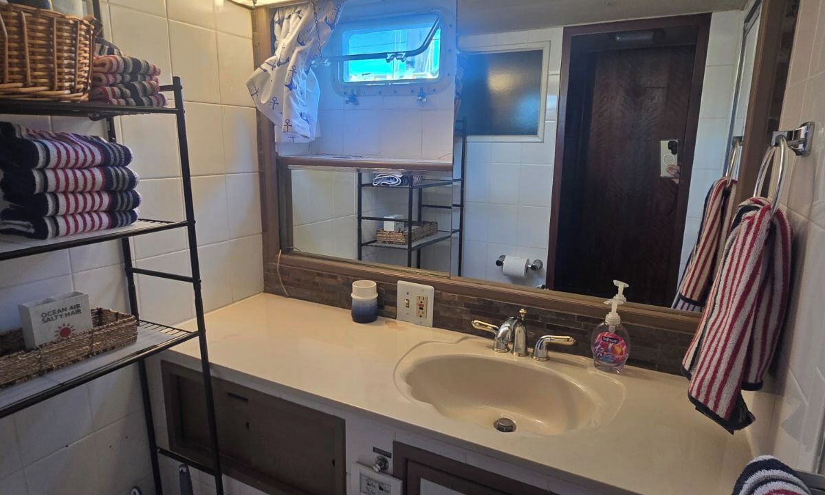 Photo of Bathroom in New Town