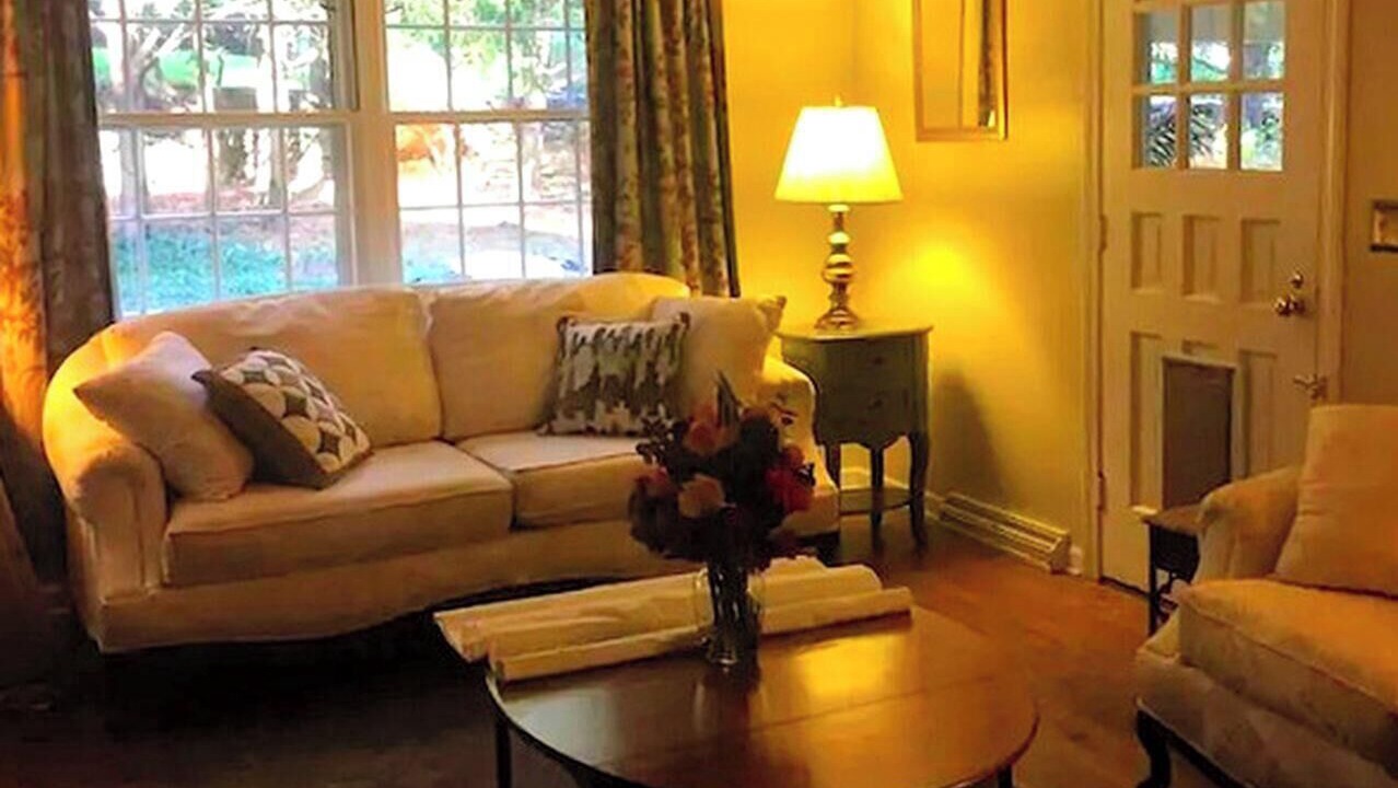 Photo of Livingroom in Watertown