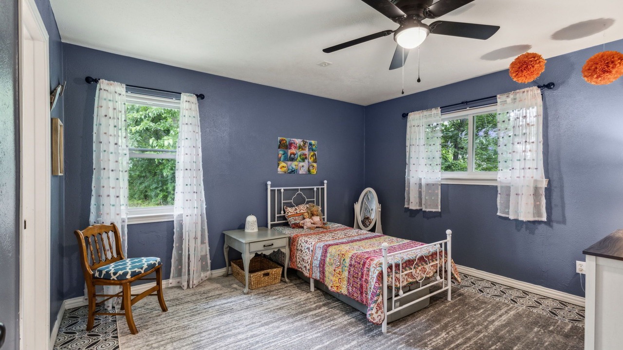 Photo of Bedroom in Allen