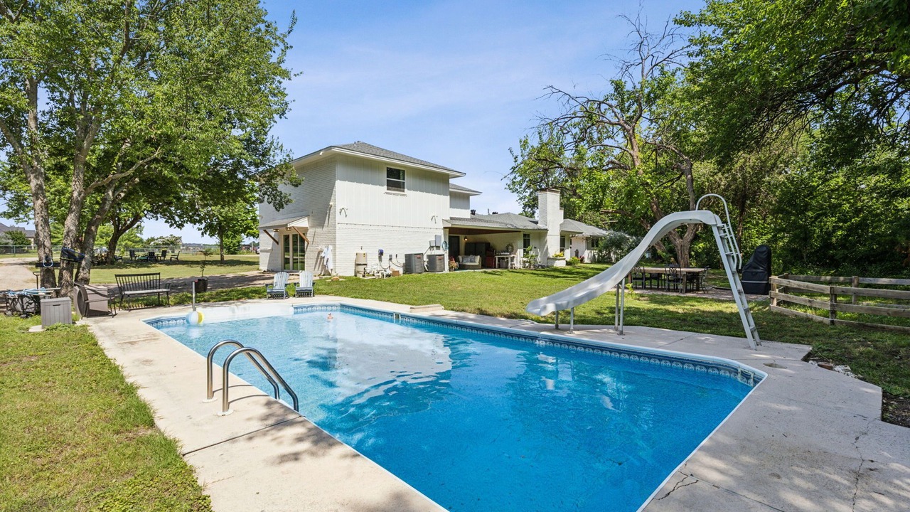 Photo of Outdoor in Allen