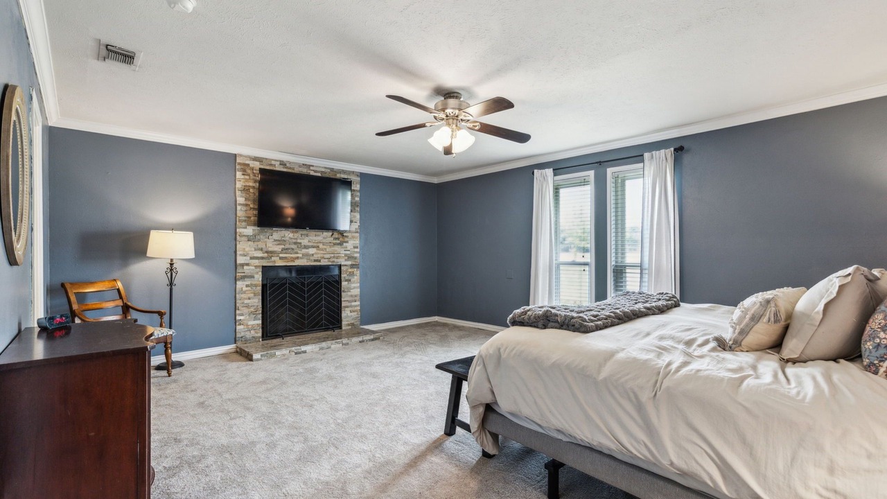 Photo of Bedroom in Allen