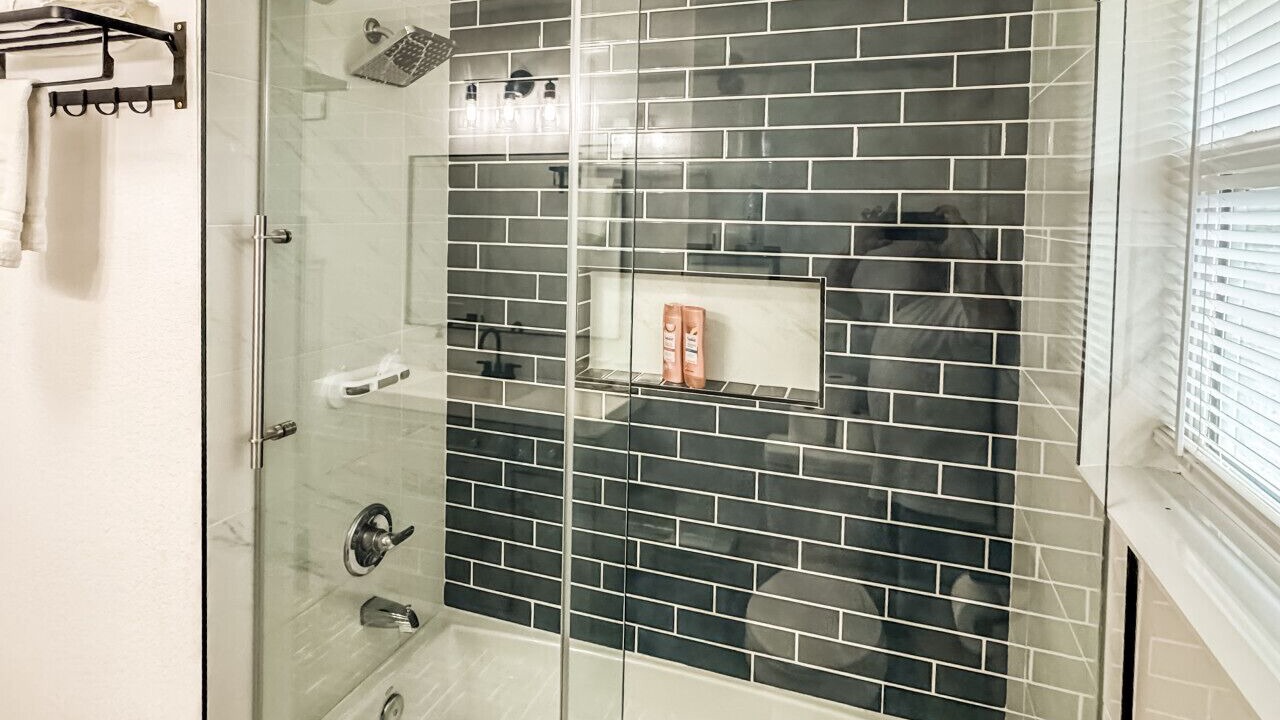 Photo of Bathroom in Willow Meadows/Willowbend Area
