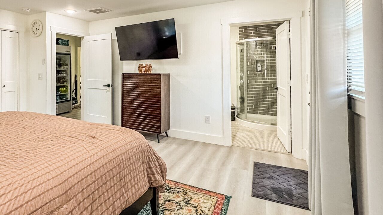 Photo of Bedroom in Willow Meadows/Willowbend Area