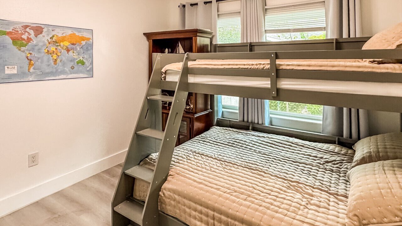 Photo of Bedroom in Willow Meadows/Willowbend Area