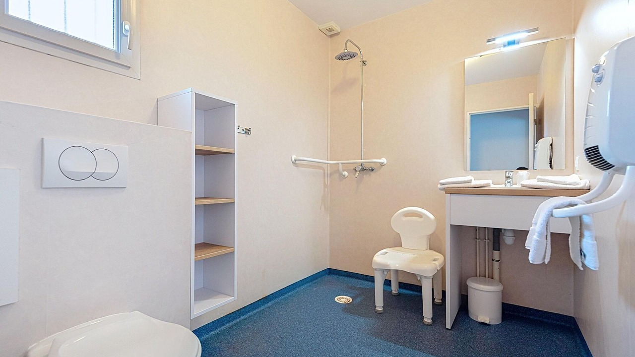 Photo of Bathroom in Saumur