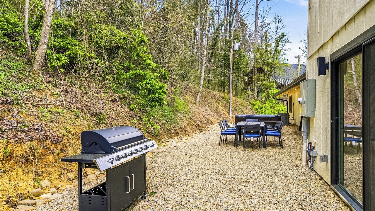 Photo of Outdoor in Pittman Center