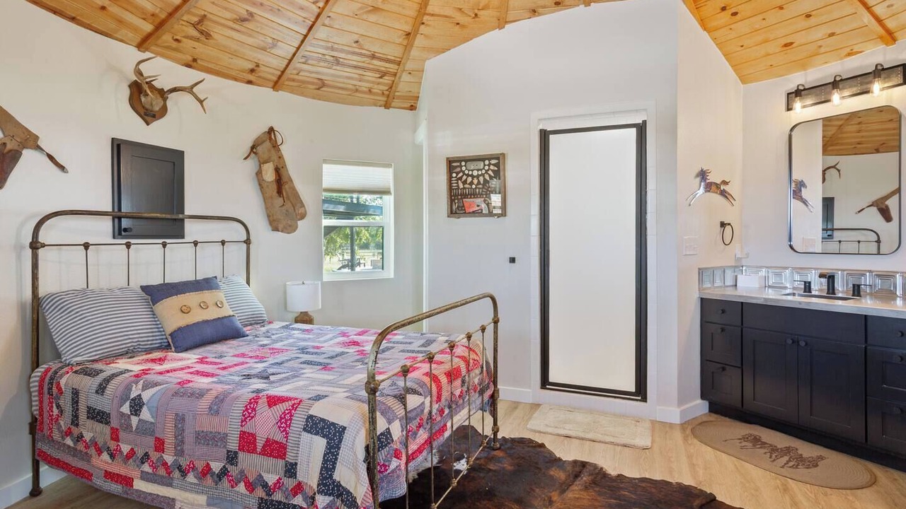 Photo of Bedroom in Temple