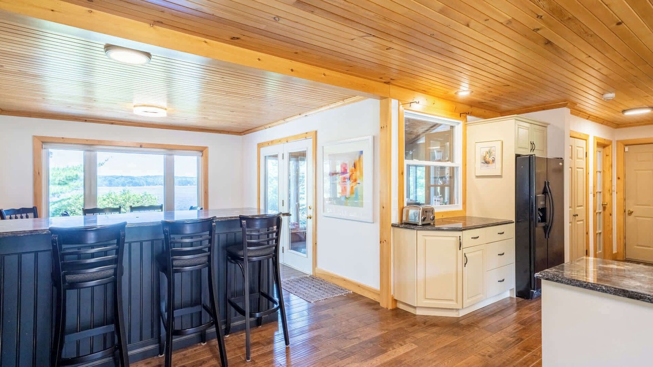Photo of Kitchen in North Kawartha