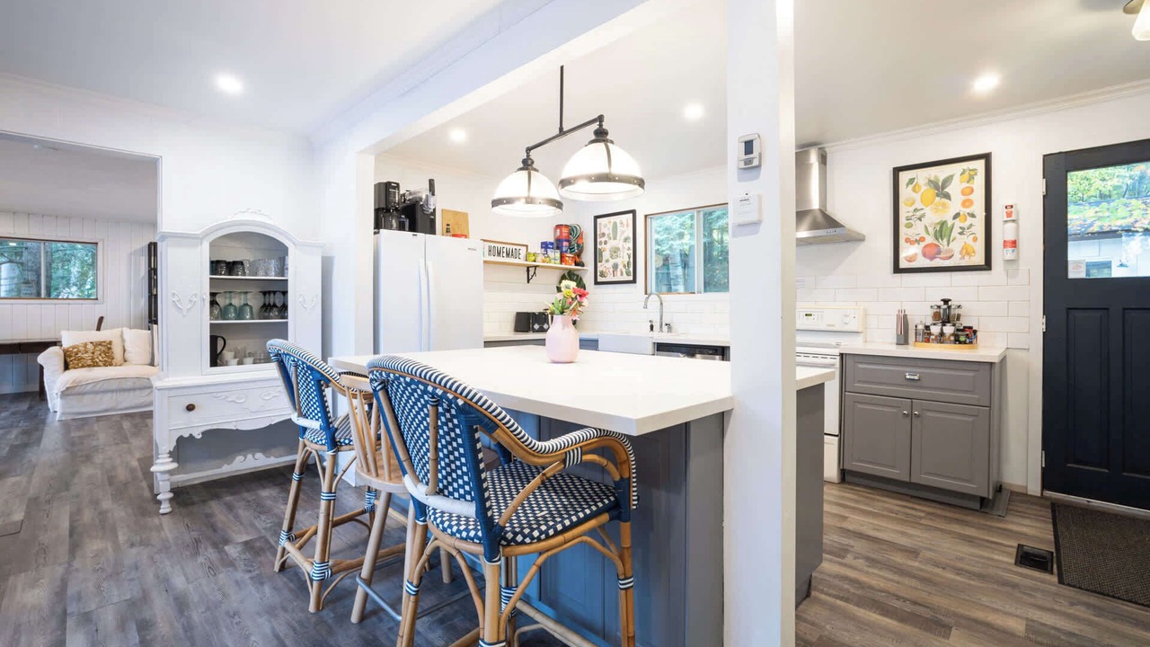 Photo of Kitchen in Baysville