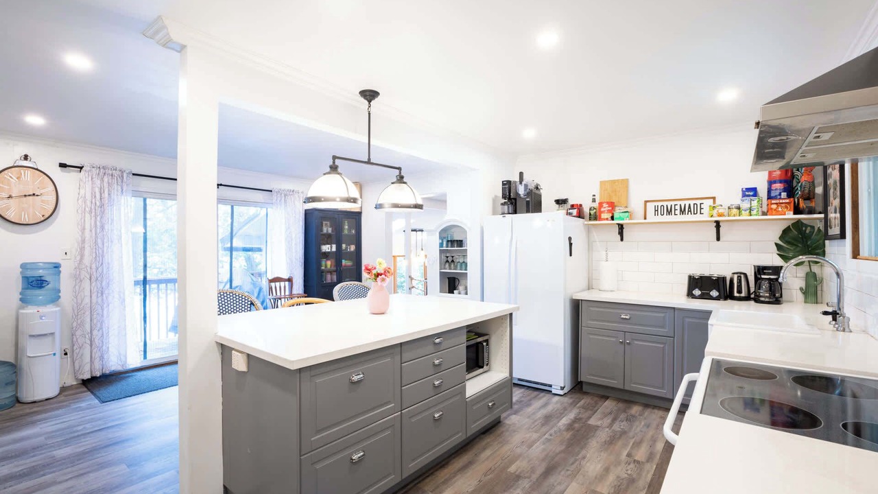 Photo of Kitchen in Baysville