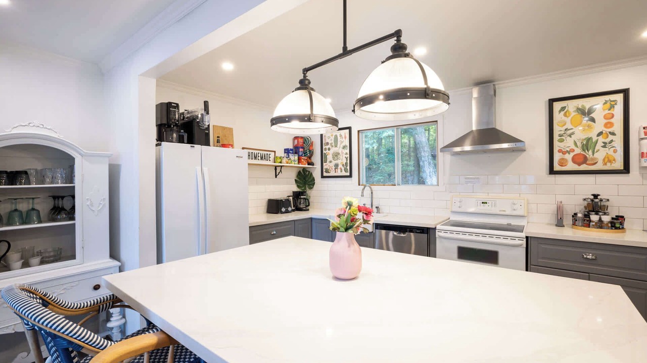 Photo of Kitchen in Baysville