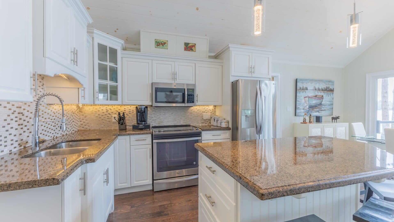 Photo of Kitchen in Gravenhurst