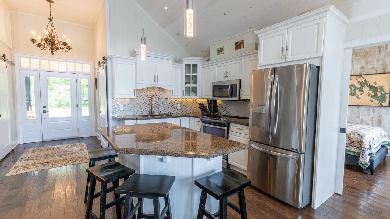 Photo of Kitchen in Gravenhurst