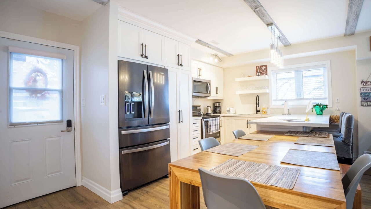 Photo of Kitchen in Victoria Harbour