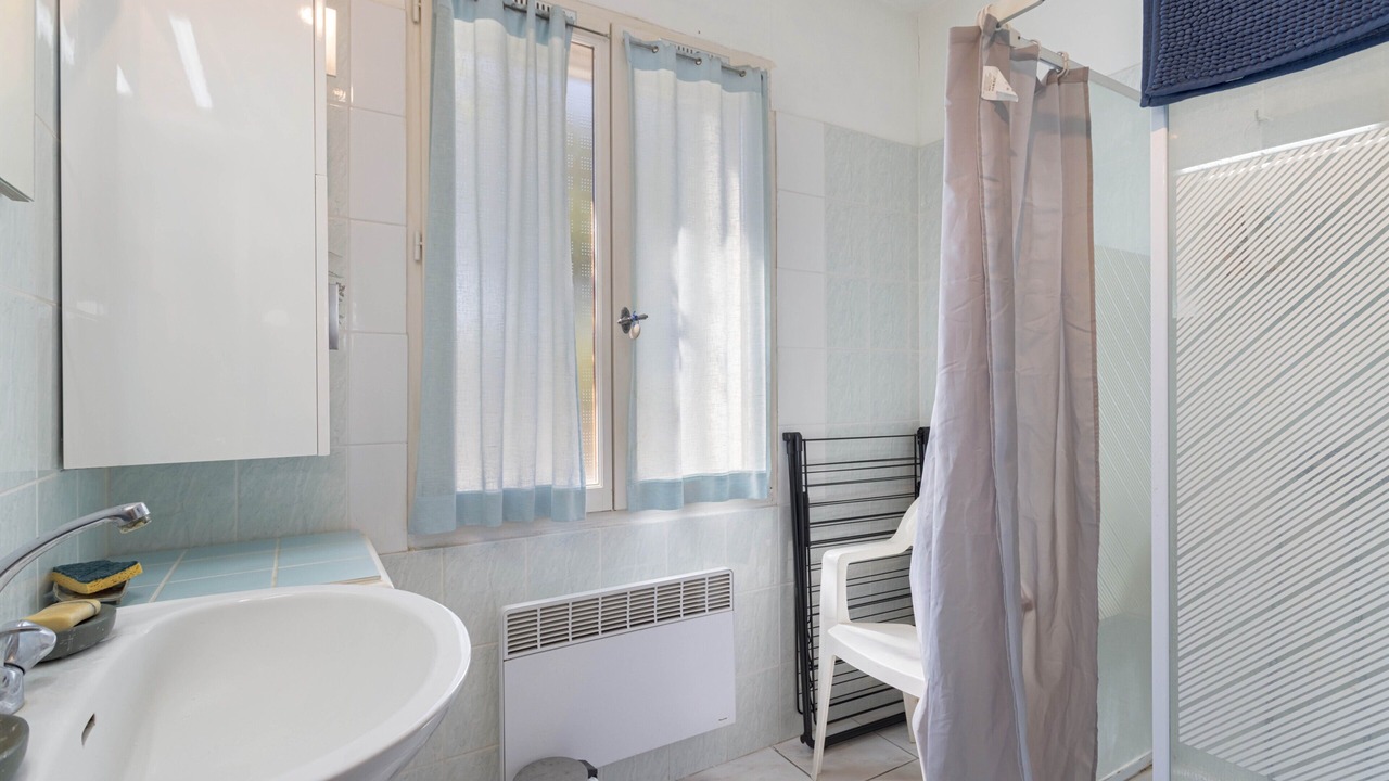 Photo of Bathroom in Latour-de-France