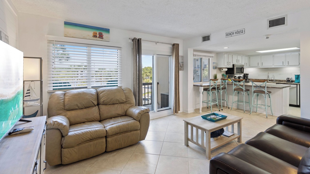 Photo of Patio Balcony in Laguna Beach Estates