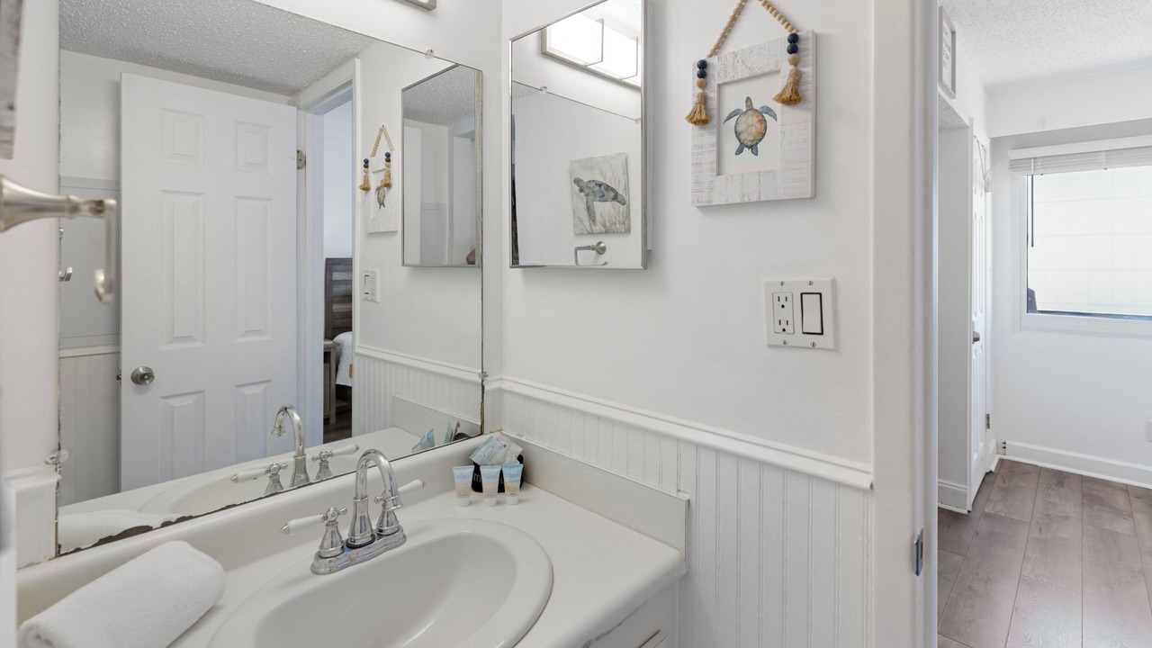 Photo of Bathroom in Laguna Beach Estates