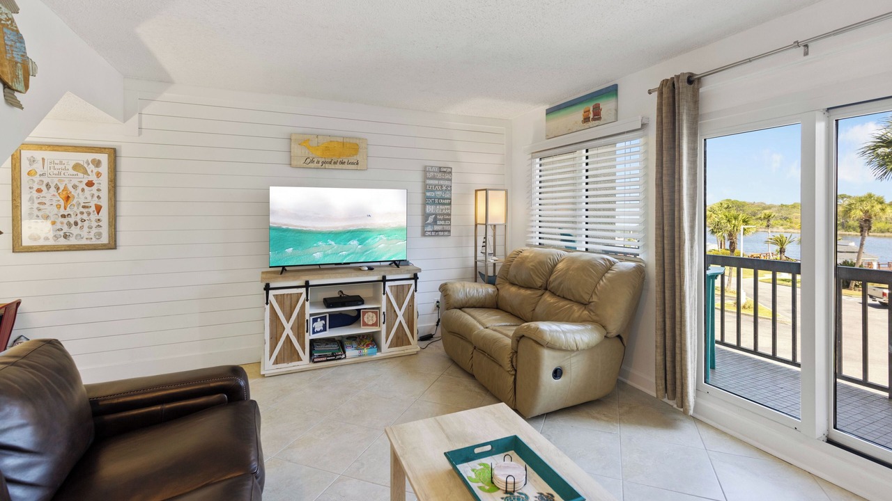Photo of Bedroom in Laguna Beach Estates