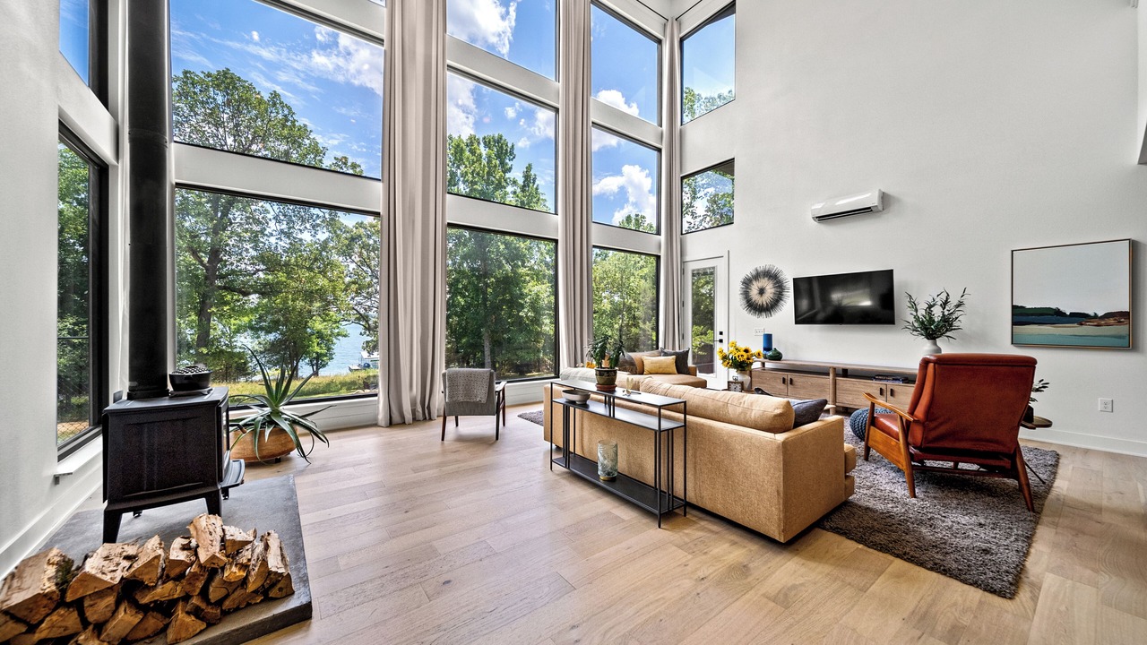 Photo of Livingroom in Garfield