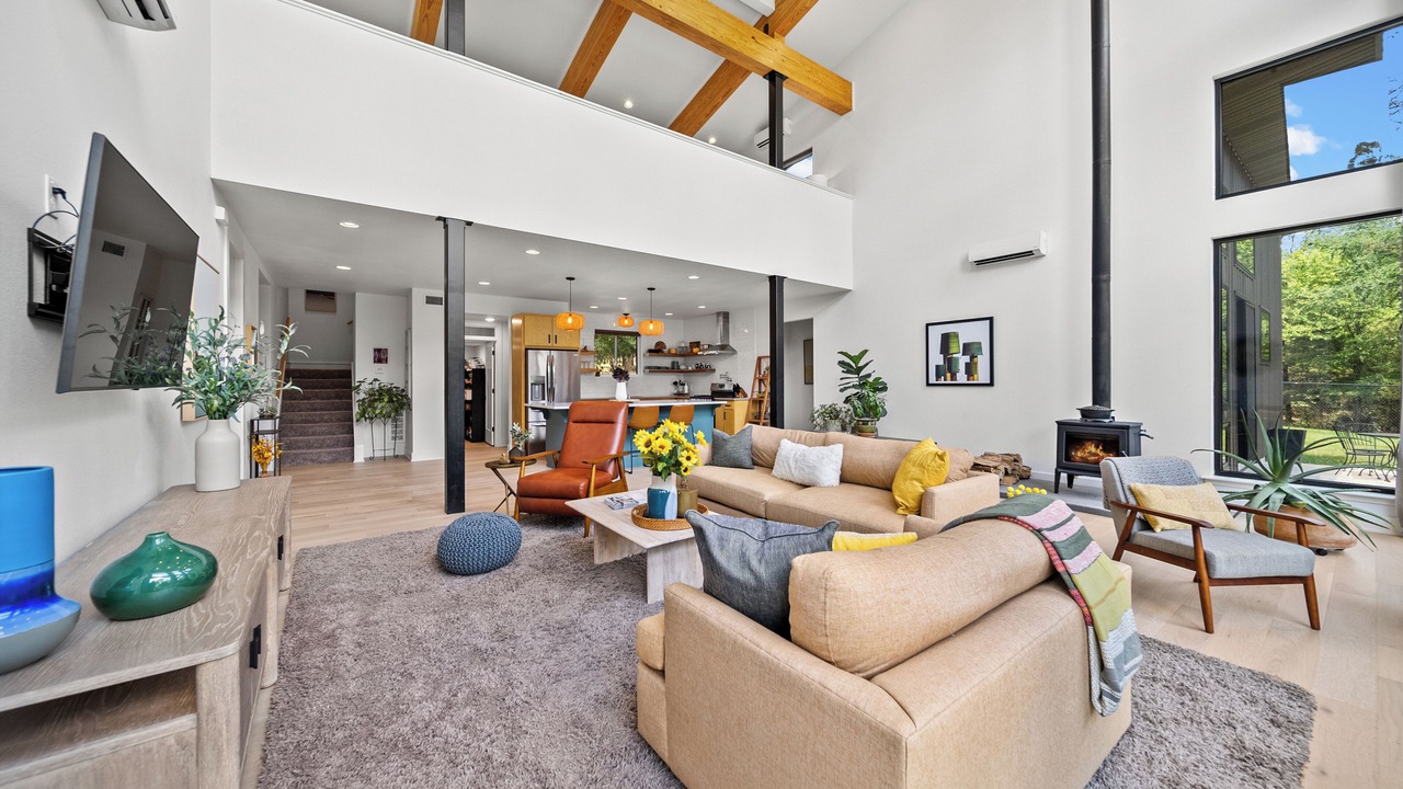 Photo of Livingroom in Garfield