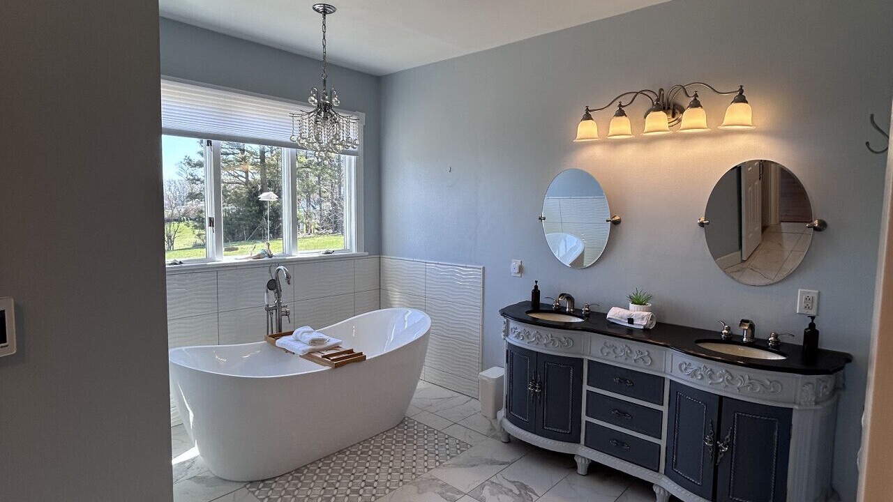 Photo of Bathroom in Laneview