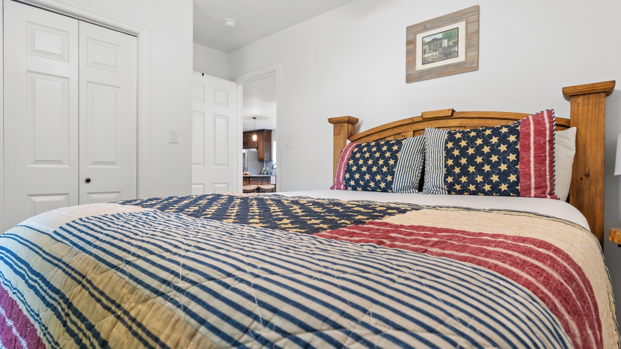 Photo of Bedroom in Dennis