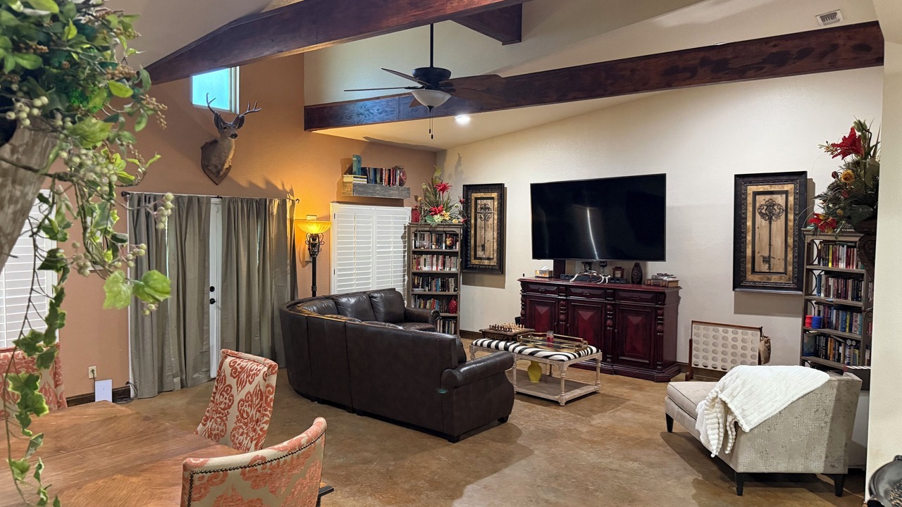 Photo of Livingroom in Odessa