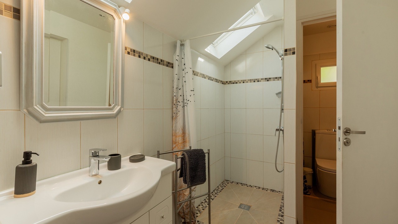 Photo of Bathroom in La Chapelle-sur-Dun