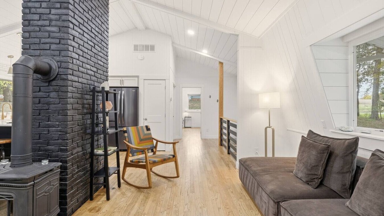 Photo of Livingroom in Mount Vernon