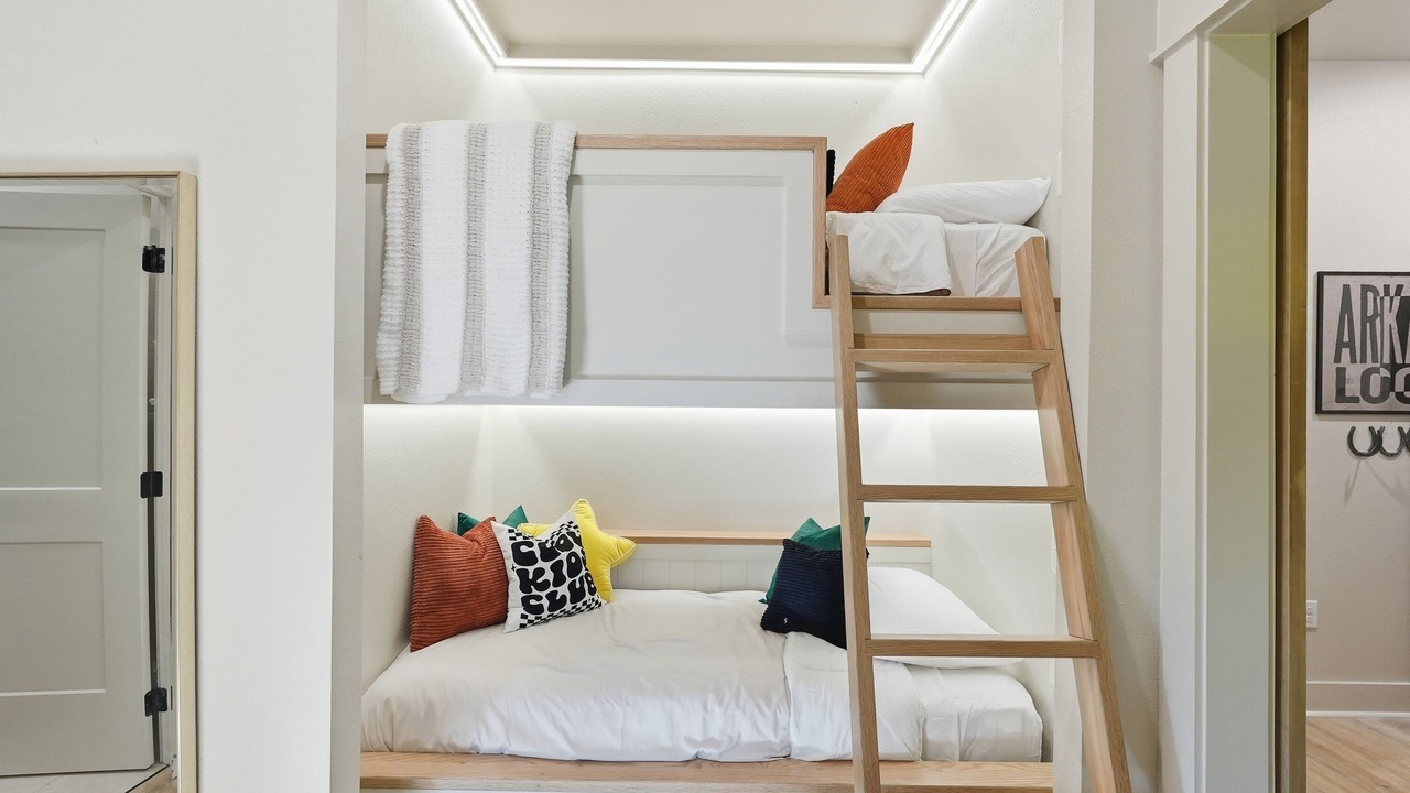 Photo of Bedroom in Conway