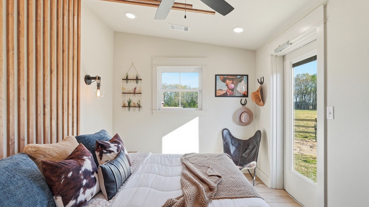 Photo of Bedroom in Conway