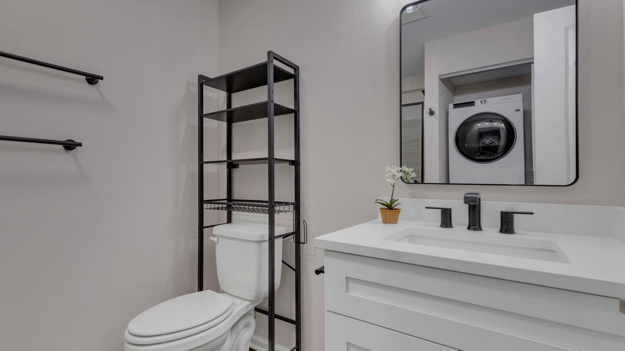 Photo of Bathroom in Olde Towne East