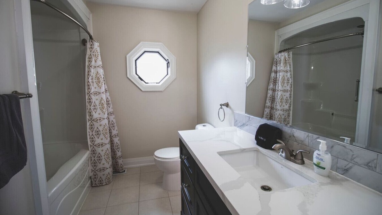 Photo of Bathroom in Port McNicoll