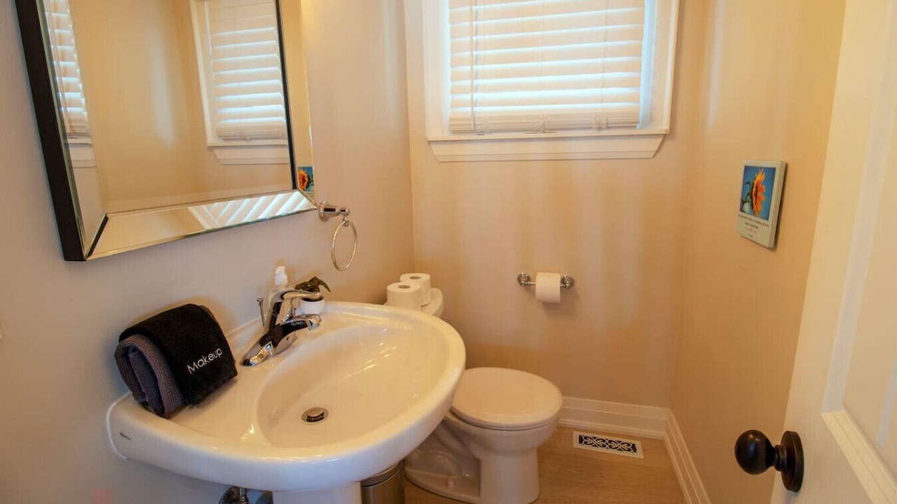 Photo of Bedroom in Port McNicoll