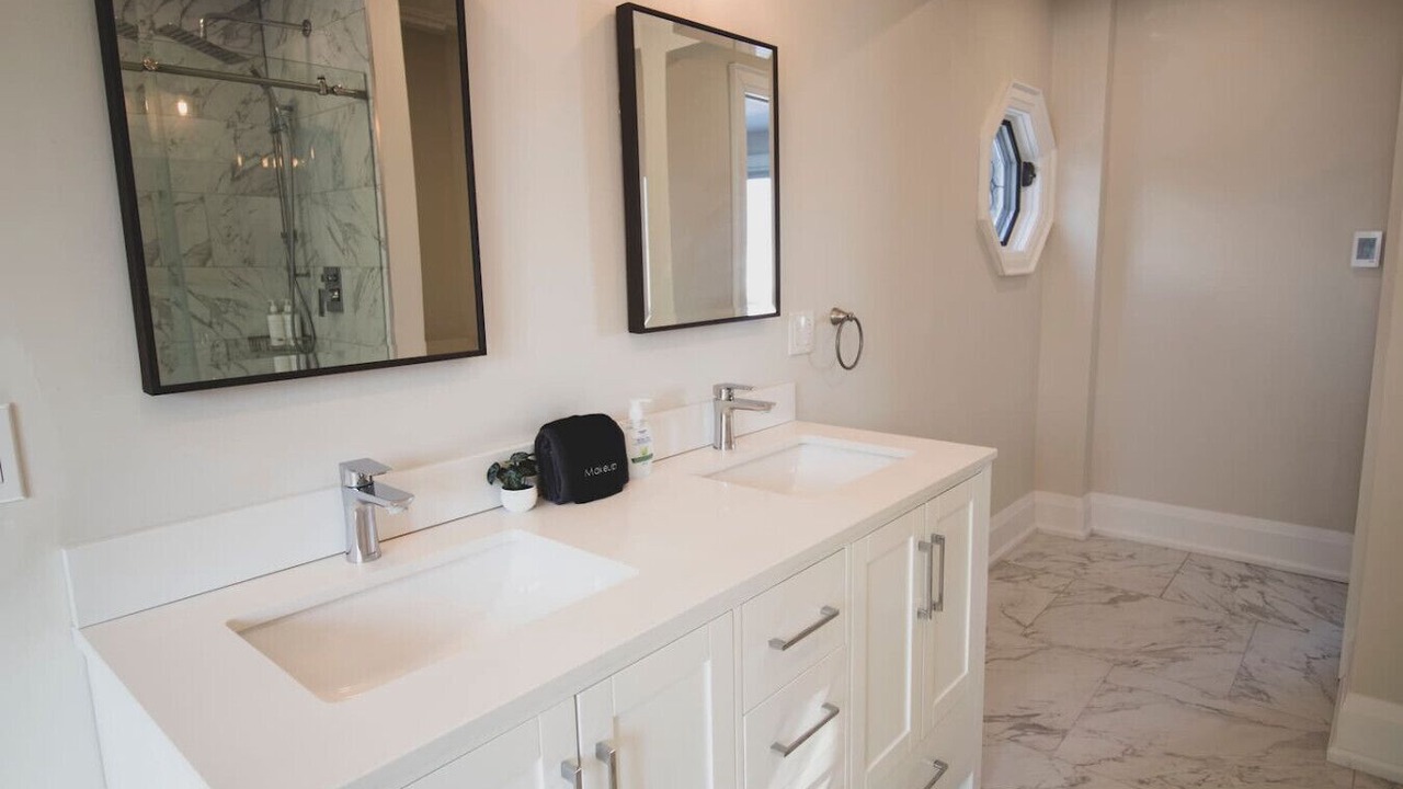 Photo of Bathroom in Port McNicoll