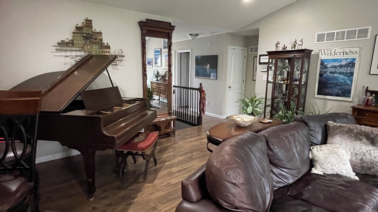 Photo of Livingroom in Glencoe