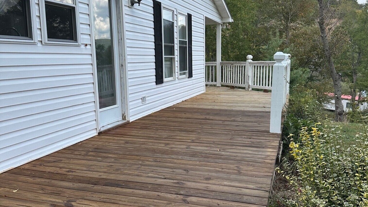 Photo of Patio Balcony in Elk Creek