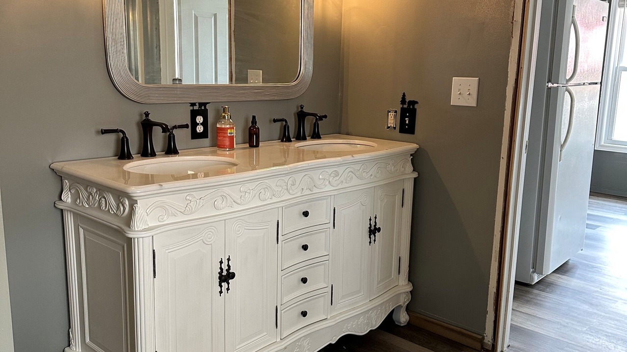Photo of Bathroom in Elk Creek