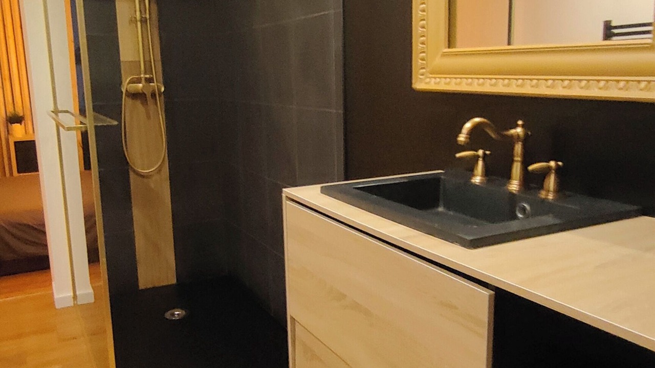 Photo of Bathroom in Calonne-Ricouart