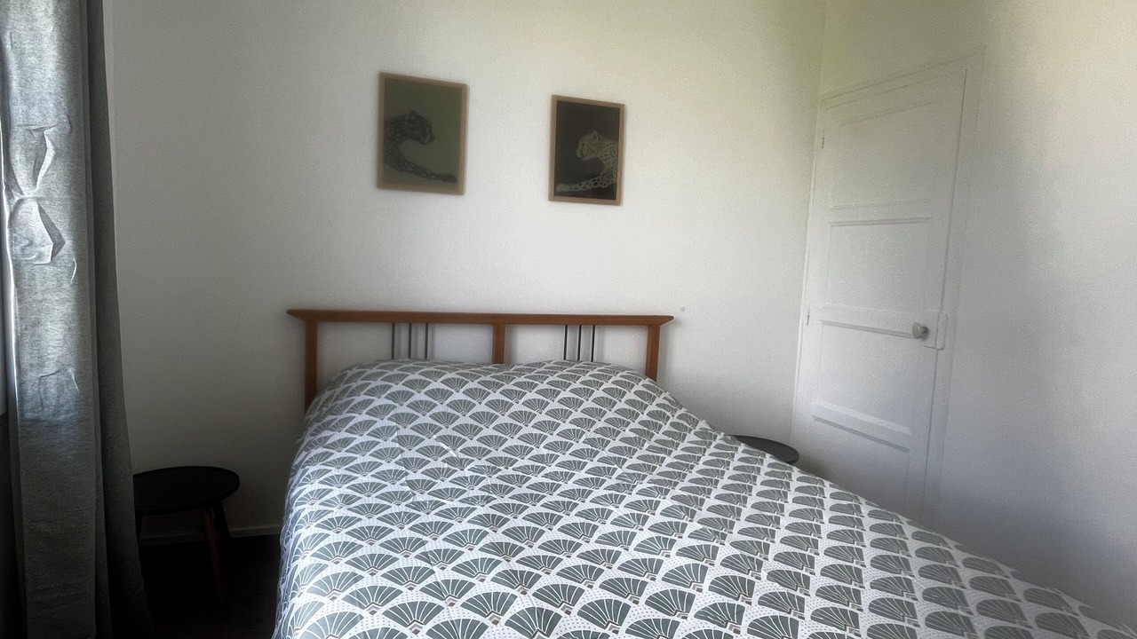 Photo of Bedroom in Brem Sur Mer