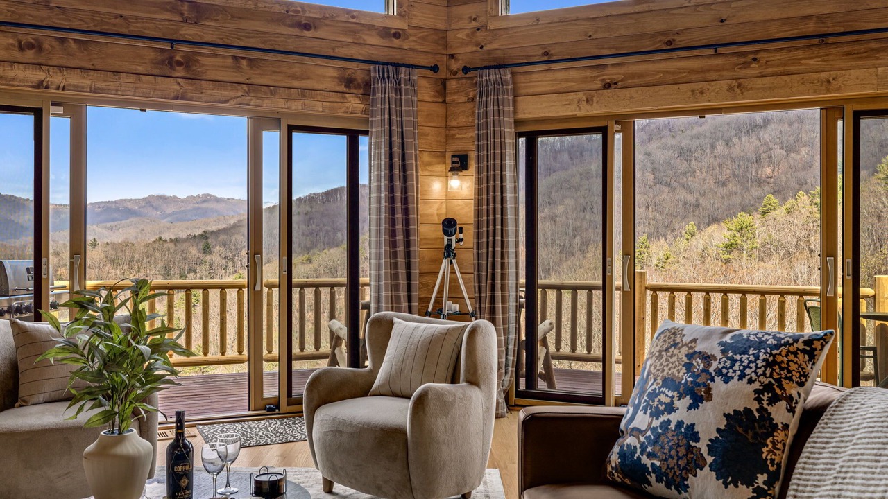 Photo of Livingroom in Apple Ridge