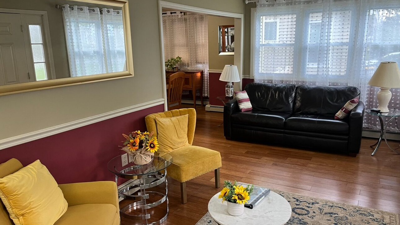 Photo of Livingroom in Colonie