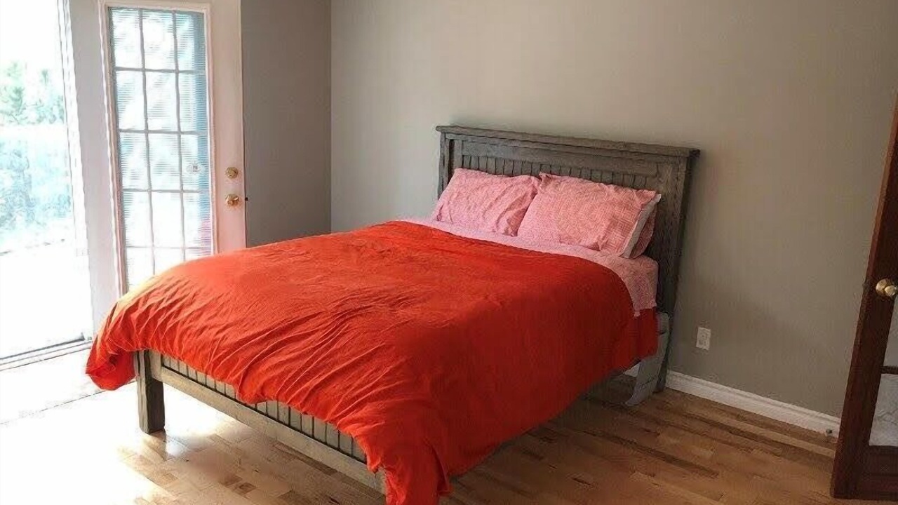 Photo of Bedroom in Greater Napanee