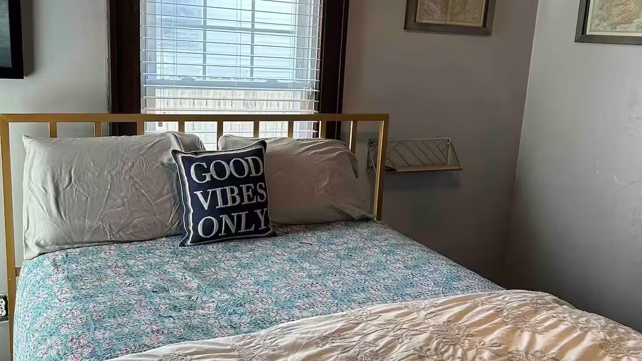 Photo of Bedroom in Champaign