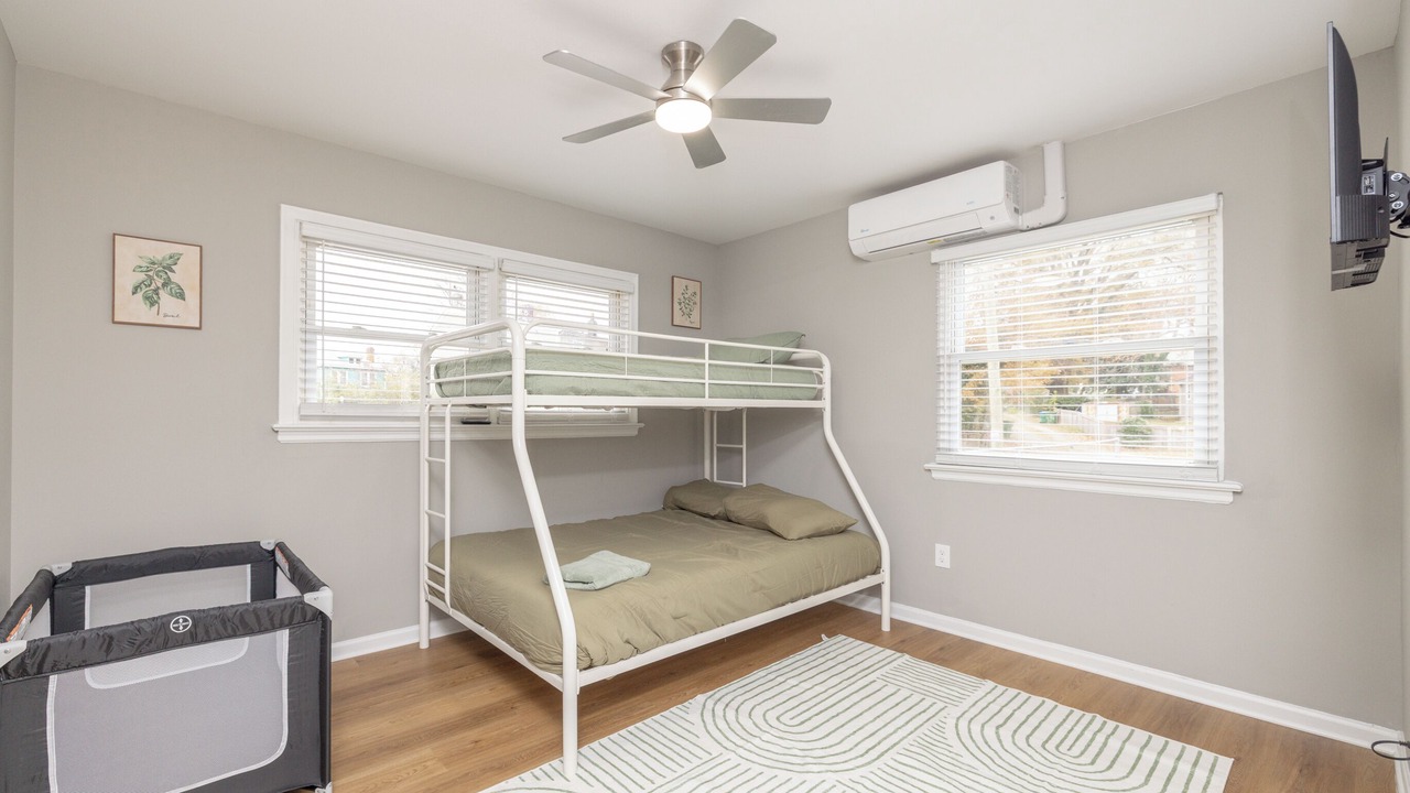 Photo of Bedroom in Mosby