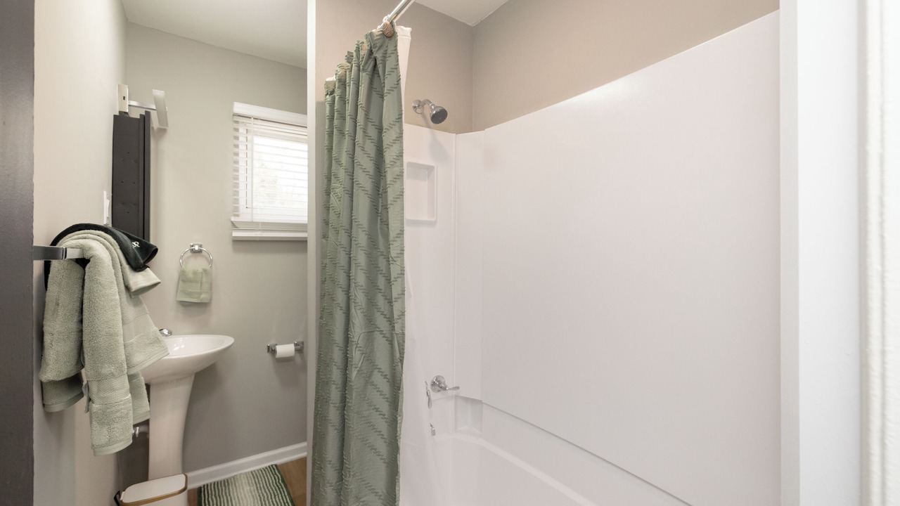 Photo of Bathroom in Mosby