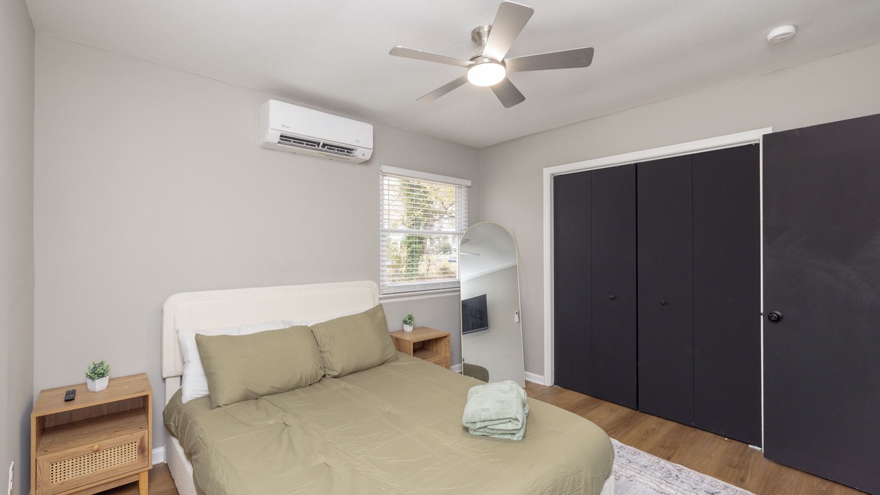 Photo of Bedroom in Mosby